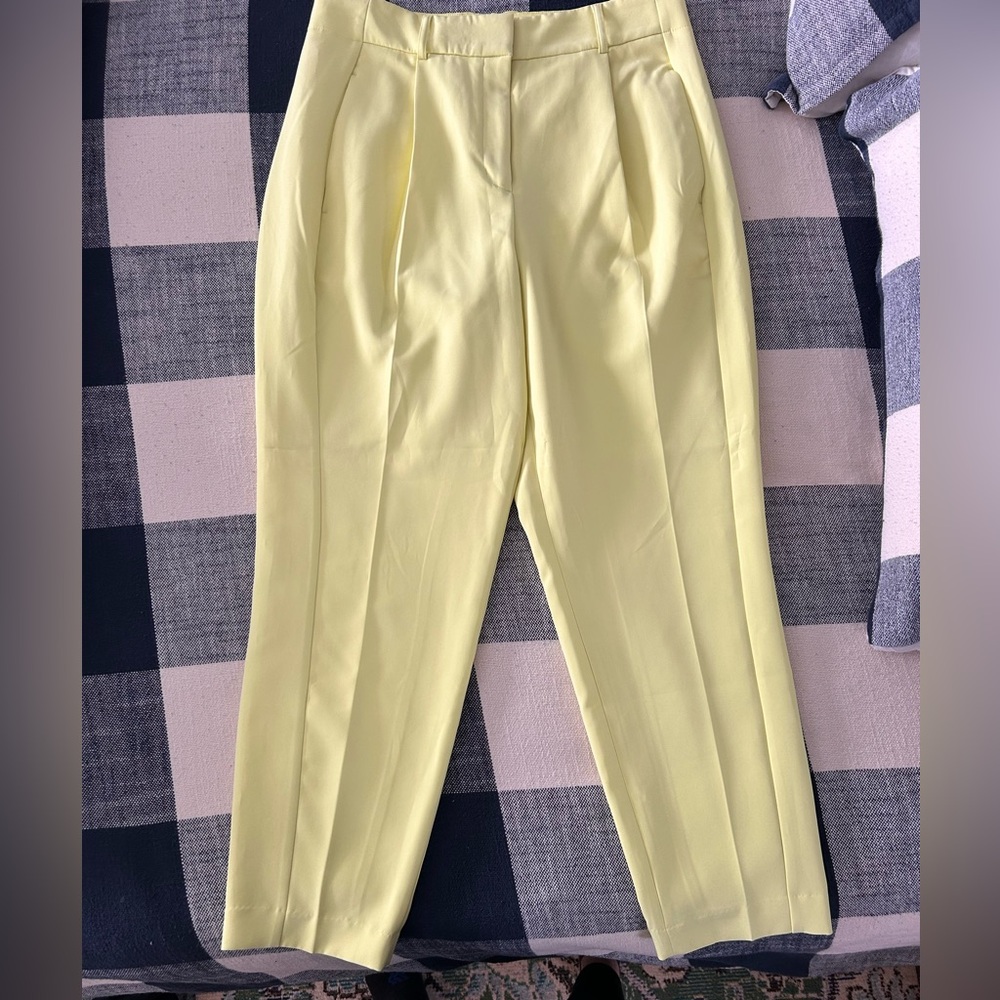 Express Women’s Yellow High Rise Dress Pants